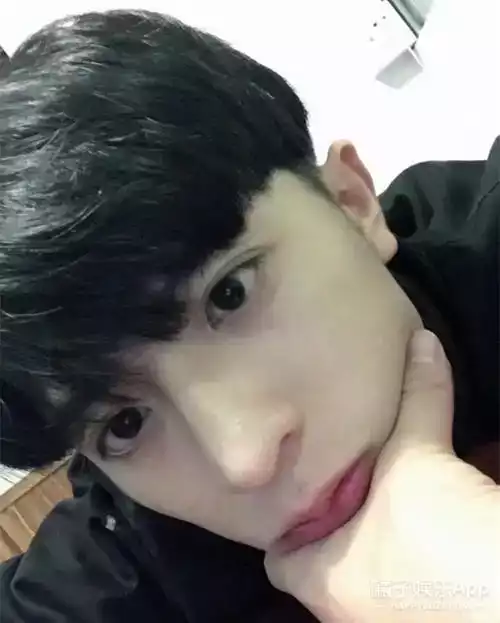周云霞